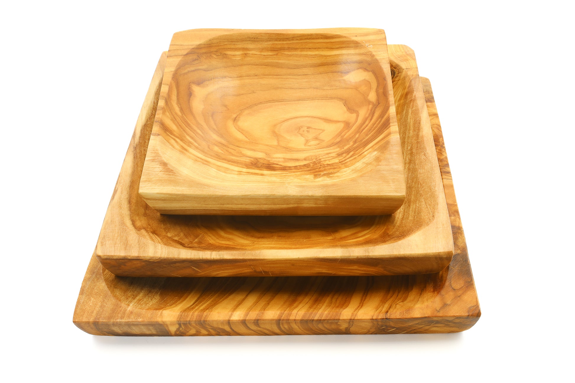Wooden square and rectangular dishes in olive wood
